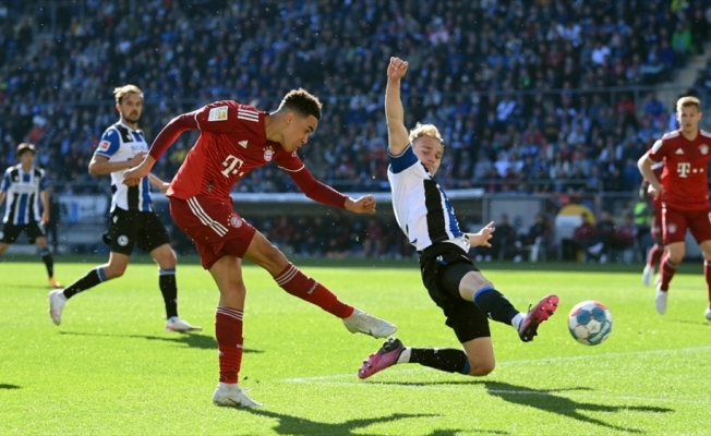 Bayern Münih deplasmanda 3 puanı 3 golle aldı