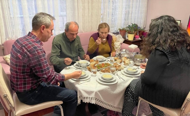 En uzun orucun tutulduğu illerden Kırklareli'nde ilk iftar yapıldı