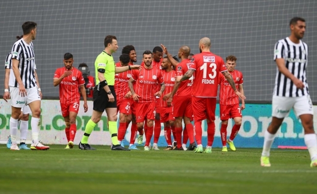 Fraport TAV Antalyaspor deplasmanda Altay'ı 2-1 yendi