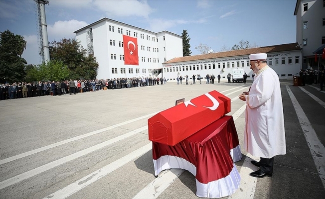 Şehit Jandarma Astsubay Çavuş Burak Şahin, İstanbul'da son yolculuğuna uğurlandı