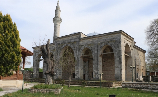 Edirne'nin 'soğan boğumlu' minaresiyle ünlü camisi: Gazi Mihal