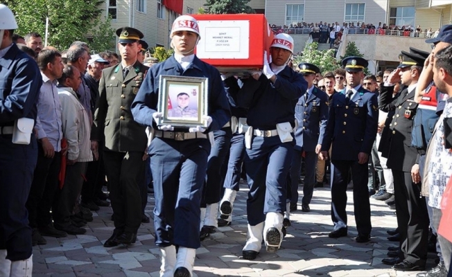 Şehit piyade sözleşmeli er Mehmet Meral, Yozgat'ta son yolculuğuna uğurlandı