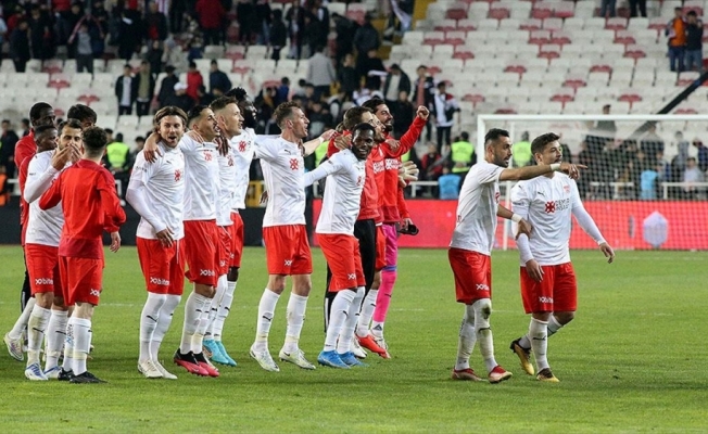 Sivasspor tarihinde ilk kez kupada final heyecanı yaşayacak