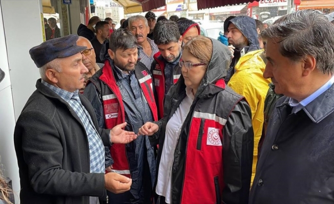 Bakan Yanık sağanaktan etkilenen Karabük'te incelemelerde bulundu