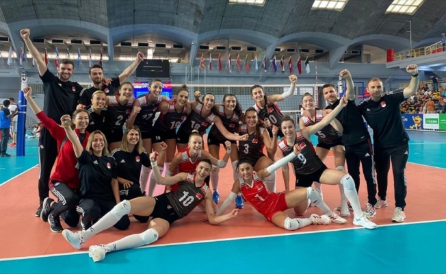 Kadın Voleybol Milli Takımı namağlup finalde