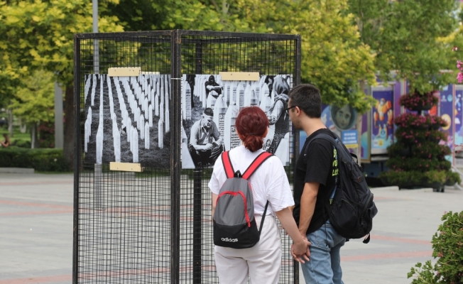 Konya'da Srebrenitsa şehitleri için fotoğraf sergisi açıldı