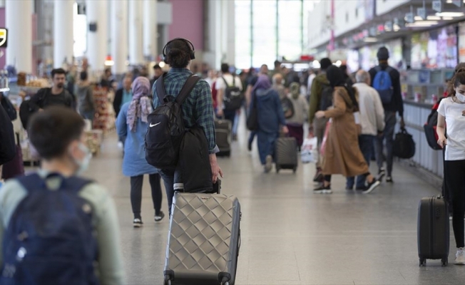 Otobüs biletleri tükendi, ek seferler için satışlar başladı