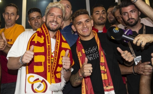 Lucas Torreira ve Dries Mertens, Galatasaray için İstanbul'da