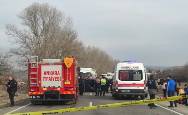 Ankara'da feci kaza! İki otomobil çarpıştı: 3 ölü, 3 yaralı