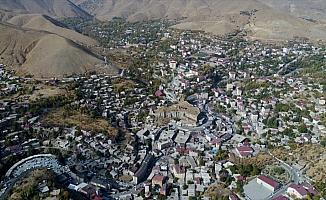 Bitlis tarihi kimliğine kavuşuyor