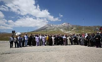 Yaşadıkları kentte ilk kez Erciyes'le tanıştılar