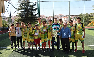 Elmadağ'da Futbol Turnuvası