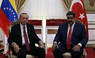 Cumhurbaşkanı Erdoğan'dan Maduro'ya destek