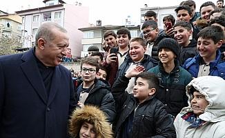 Cumhurbaşkanı Erdoğan, cuma namazını Ulu Cami'de kıldı