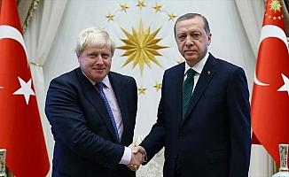 Cumhurbaşkanı Erdoğan'dan Boris Johnson'a tebrik telefonu