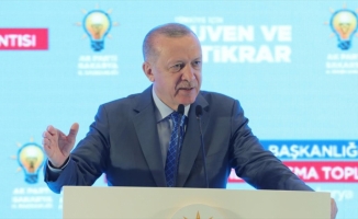 Cumhurbaşkanı Erdoğan: Bizim siyasetimiz eser ve hizmet siyasetidir