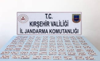 Kırşehir'de 1106 uyuşturucu hap ele geçirildi