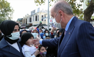 Cumhurbaşkanı Erdoğan, cuma namazını Eyüp Sultan Camisi'nde kıldı