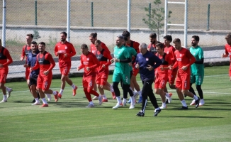 Sivasspor, Süper Lig'de yarın Beşiktaş'a konuk olacak