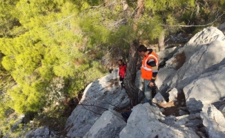 Mersin'de kaybolan 3 yaşındaki çocuğu arama çalışmaları sürüyor