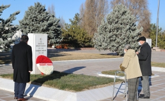 Rahşan Ecevit ölümünün 2. yılında kabri başında anıldı