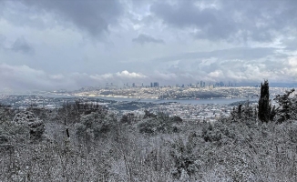 İstanbul'da kar yağışı etkili oluyor