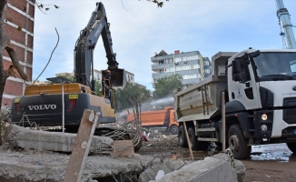 İzmir depreminde yıkılan Doğanlar Apartmanı davasında savcı mütalaasını açıkladı