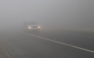 Bolu Dağı'nda yoğun sis ulaşımı olumsuz etkiliyor