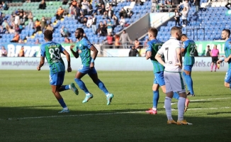 Çaykur Rizespor sahasında Konyaspor'u 2-1 yendi