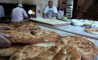 Ramazan pidesi ustaları yoğun mesaide