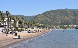 Bodrum ve Marmaris sahillerinde hareketlilik yaşanıyor