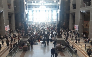 İstanbul Adliyesi'nde icra ve zabıt katipliği sınavı yoğunluğu