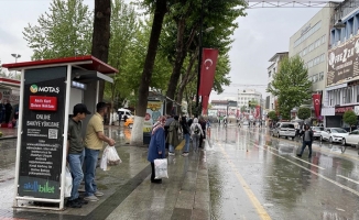 Malatya ve Kayseri'de dolu ile karışık yağmur etkili oldu