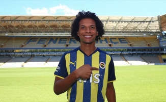 Brezilyalı futbolcu Willian Arao resmen Fenerbahçe'de